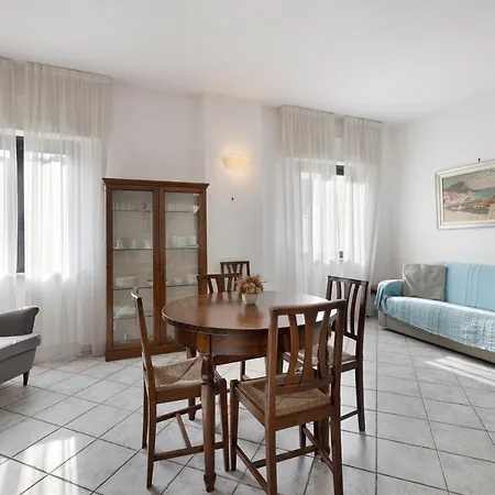 12 Mehari * Varigotti